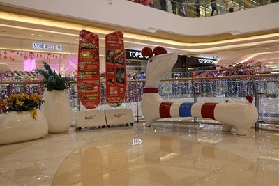 Tinja fiberglass anjing yang indah